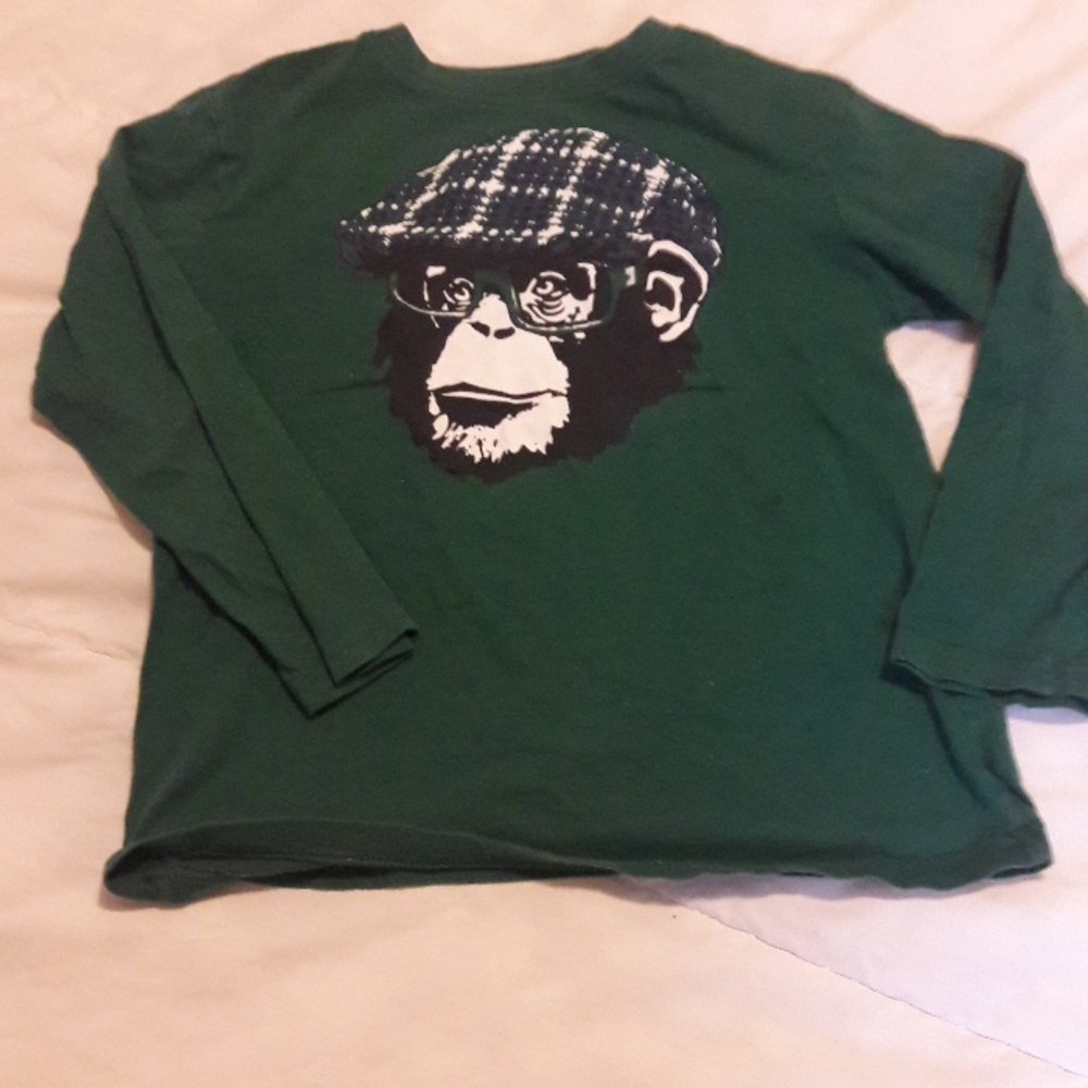 Long sleeve graphic tee